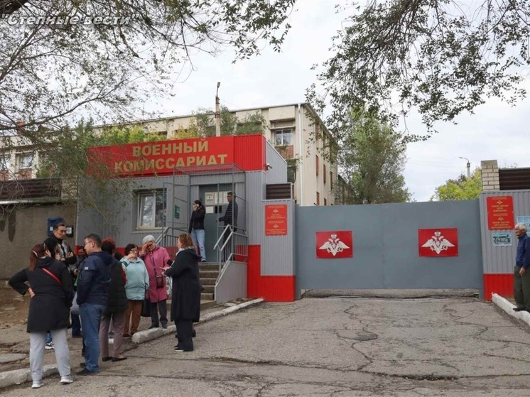 В Калмыкии увеличили единовременную выплату контрактникам до 500 тысяч рублей