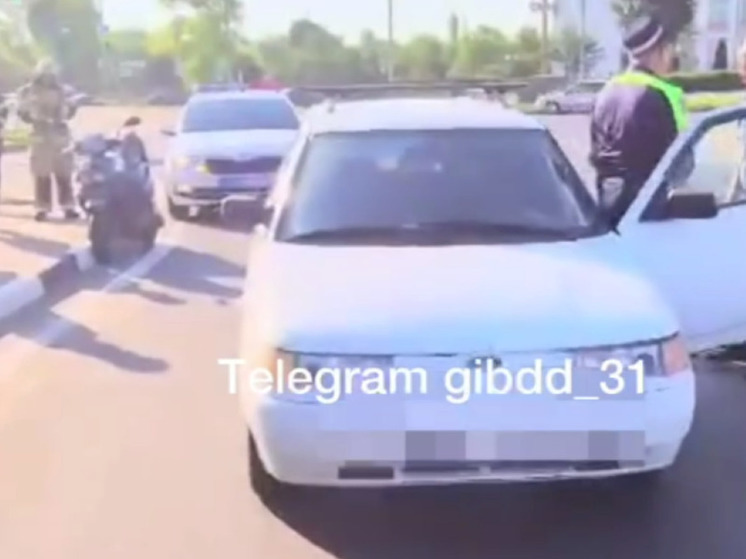 В Губкине 66-летний водитель скутера попал в ДТП с автомобилем