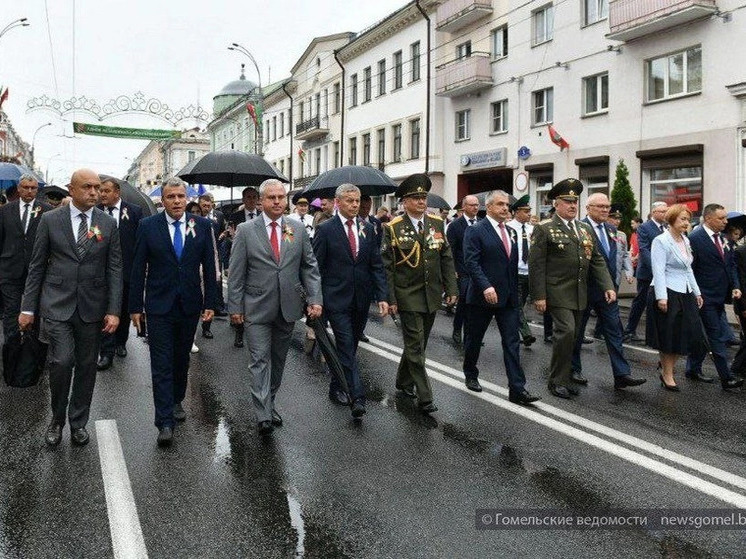 Мэр Орла поздравил Беларусь с Днем Независимости