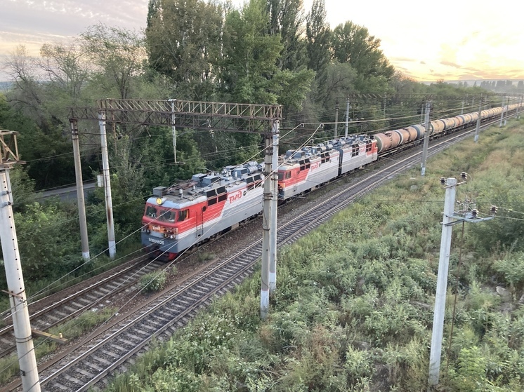 Локомотив поезда загорелся на перегоне Благодатка-Салтыковка