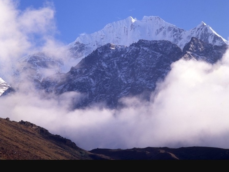 Жуткая находка: на Эвересте за несколько дней обнаружили пять погибших альпинистов