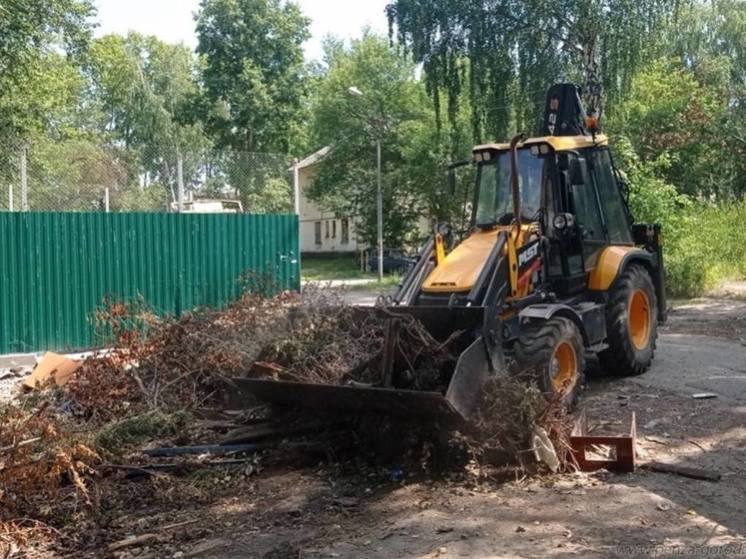 В Железнодорожном районе Пензы вывезли 120 кубометров мусора