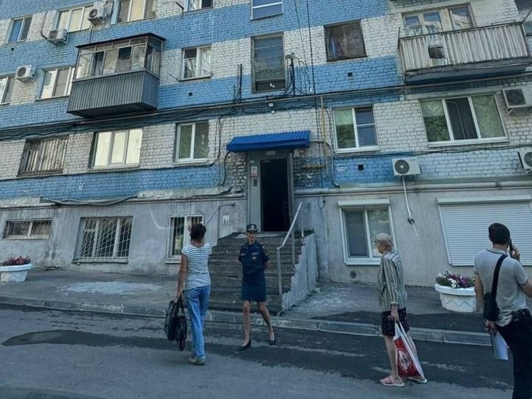 Прокуратура заинтересовалась обрушением стенок в жилой квартире в центре Саратова