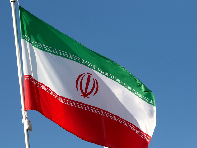 Глава Ирана предложил обсудить создание единой валюты ШОС