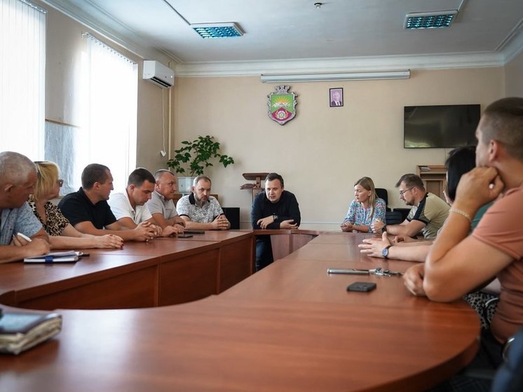 Замгубернатора Запорожской области обсудил с депутатами Куйбышевского района развитие региона