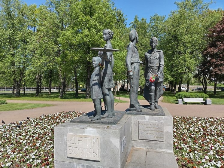 Памятник Гребневу установят на набережной Луги