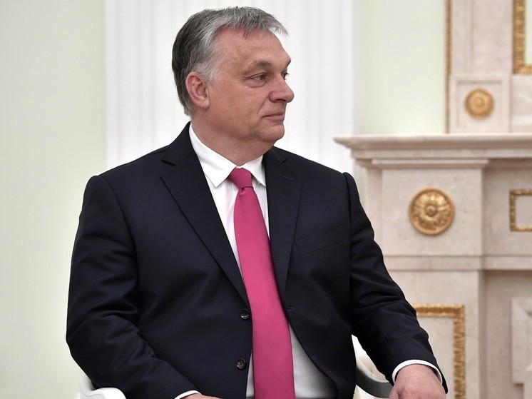 Кремль сохранил интригу насчет приезда Орбана в Москву