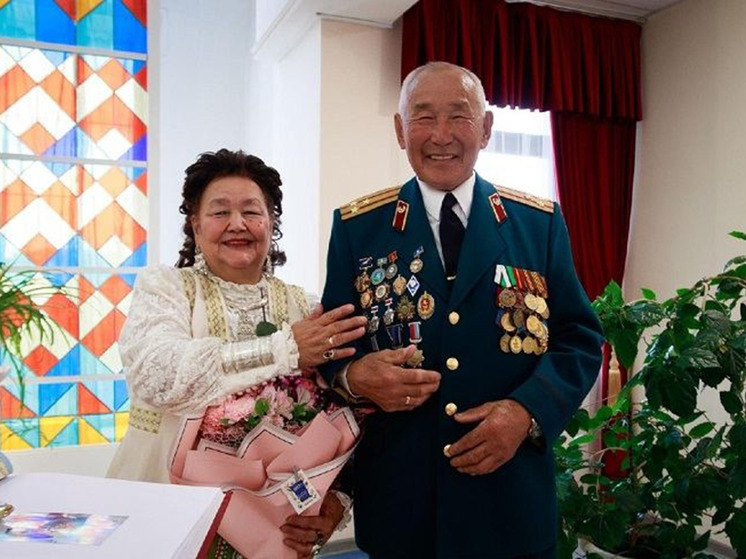 В Якутске семью наградили знаком «Семейная доблесть»