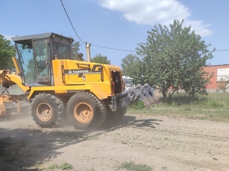 В краснодарском поселке Краснолит закончили грейдировать дорогу