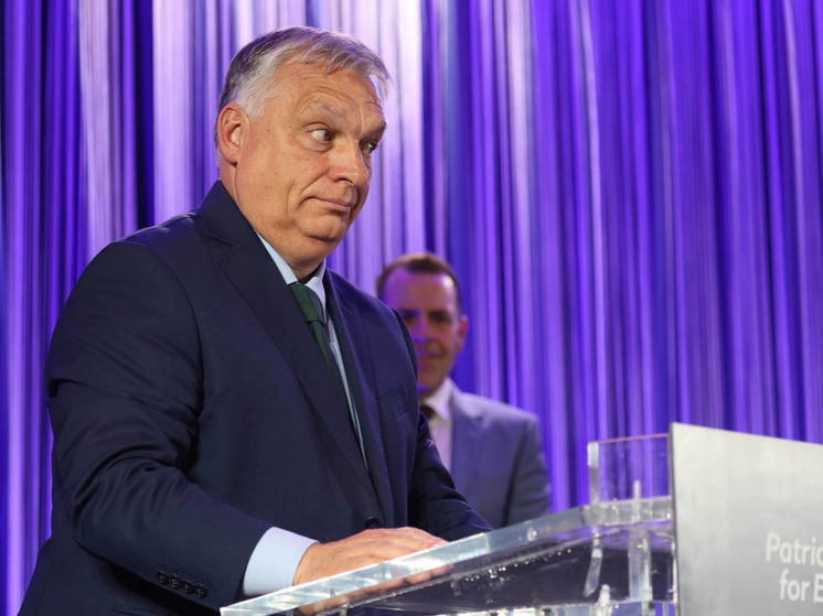 Орбан ответил на "бюрократический бред Брюсселя" о поездке в Москву