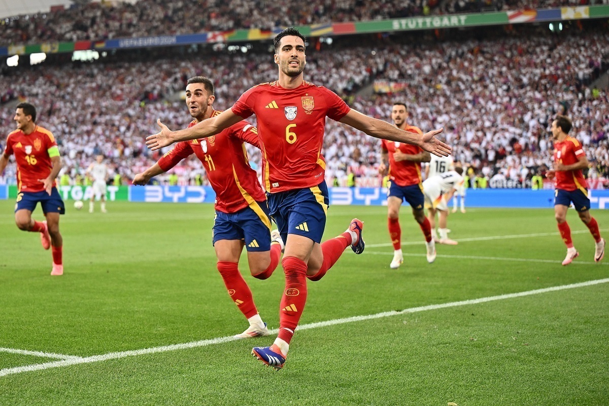Футболисты сборных Испании и Германии поделились эмоциями после четвертьфинала.