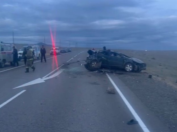 На Алтае в смертельном ДТП погибли два человека