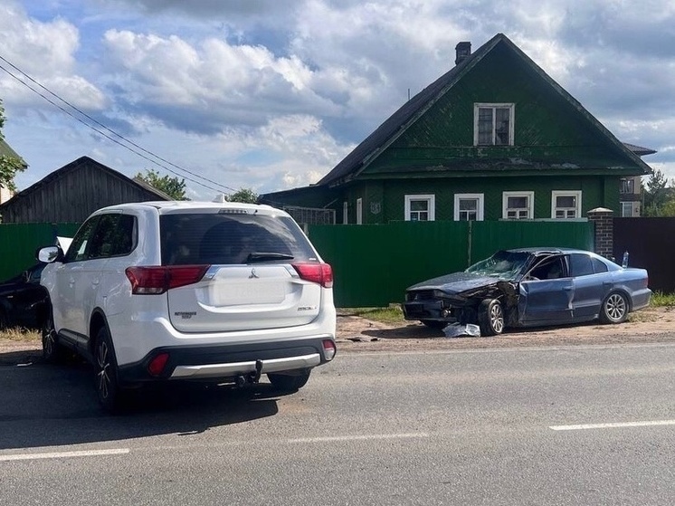 Два человека пострадали в результате ДТП в Новгородской области