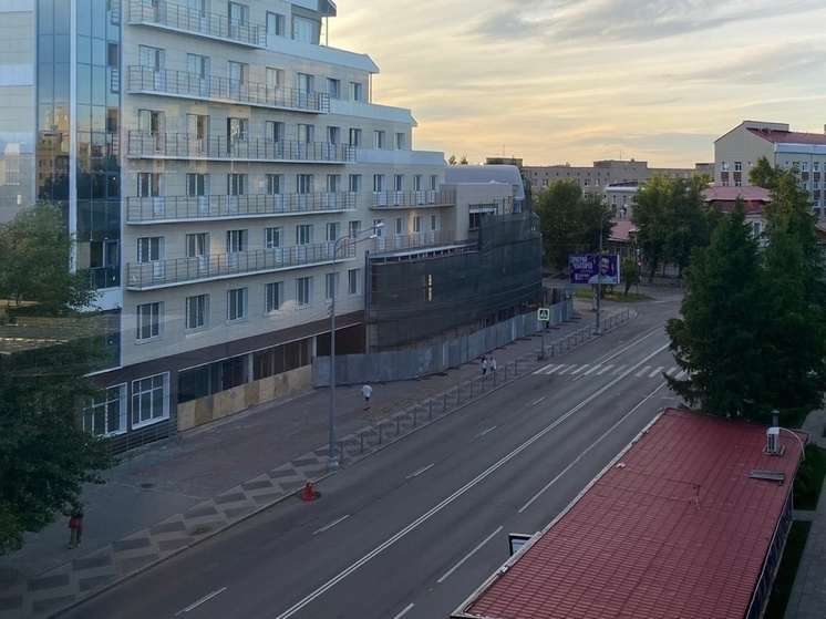 В Архангельске продлевается перекрытие части Троицкого проспекта