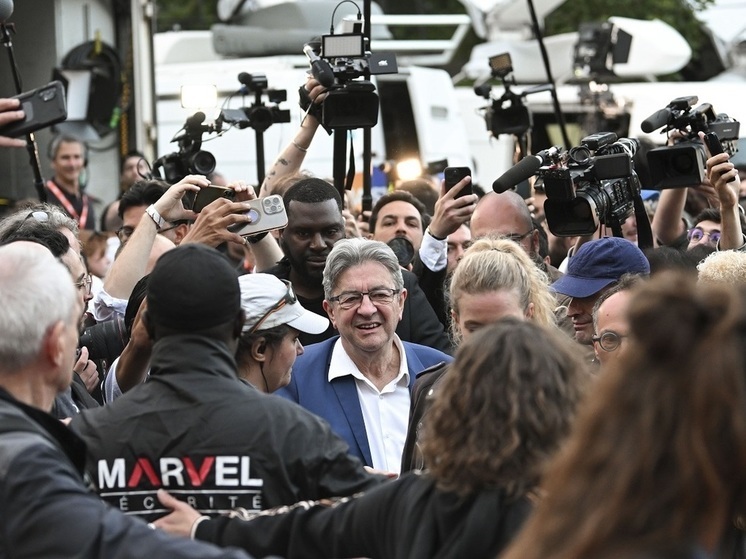 Ambush for the President: The right is pushed back, but the left is ahead