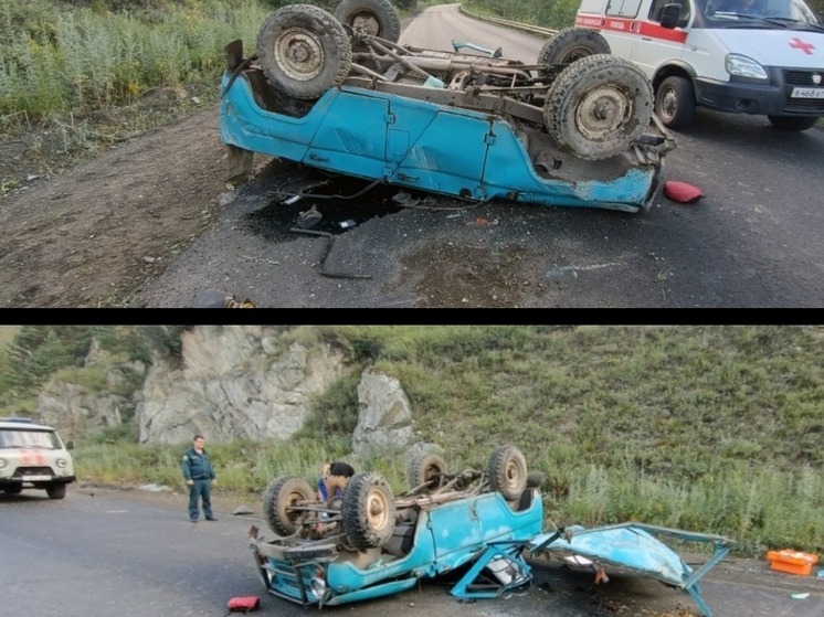  На Алтае в ДТП с опрокидыванием пострадали четыре человека