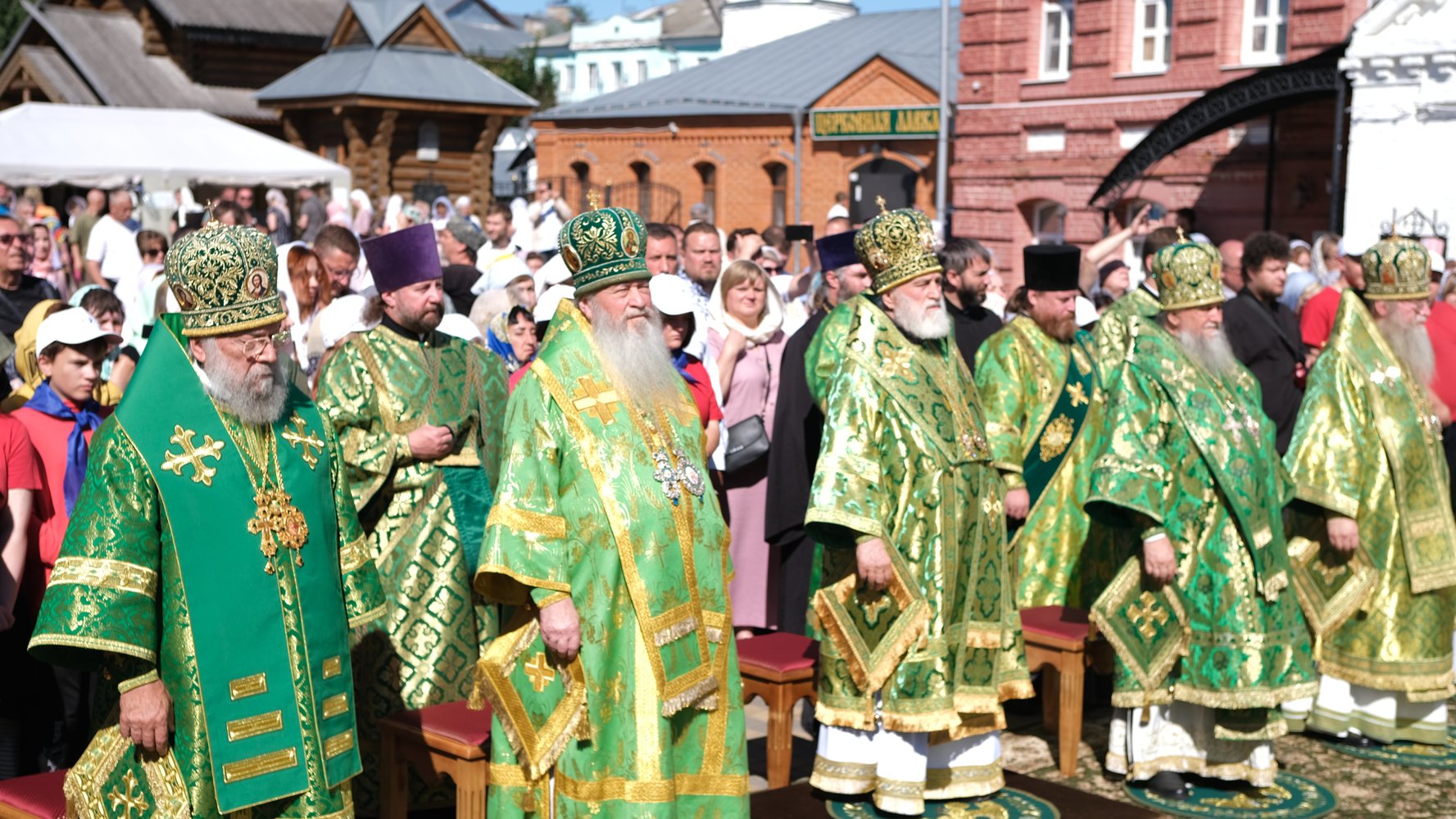В Муроме прошел праздник в честь чудотворцев Петра и Февронии