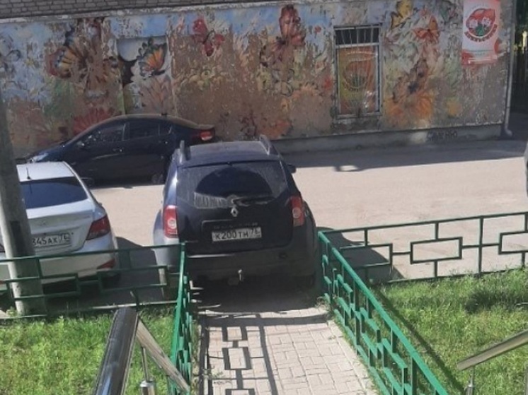 В соцсетях набирает «лайки» фото с очередной супер-парковкой