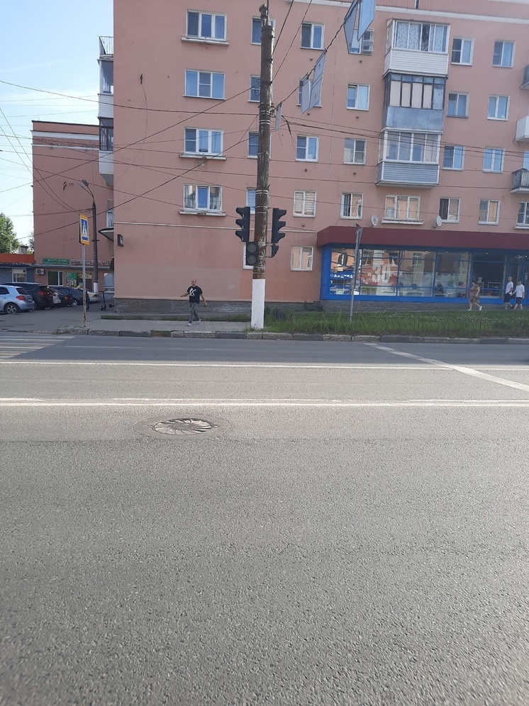 В Твери на площади Терешковой в час пик сломались все светофоры