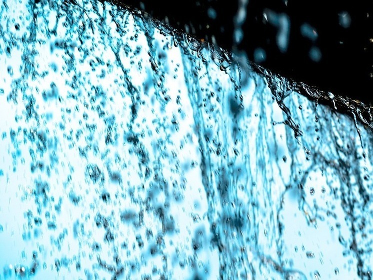 В городе Башкирии ночью сильный ливень превратил улицы в реки