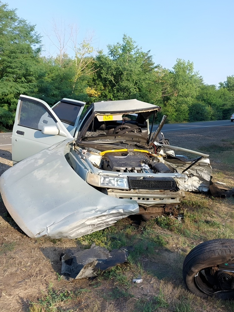 В Кавказском районе произошла автомобильная авария: погиб водитель, пострадали два пассажира