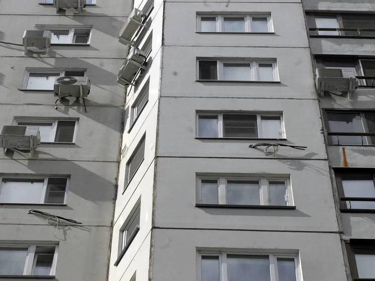 Еще одна девочка выпала из окна в Подмосковье