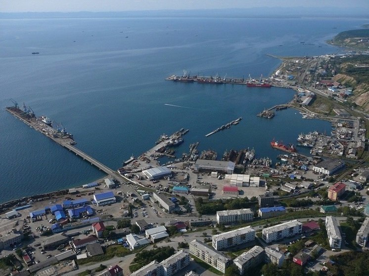 Главгосэкспертиза одобрила проект третьей очереди реконструкции Корсаковского порта