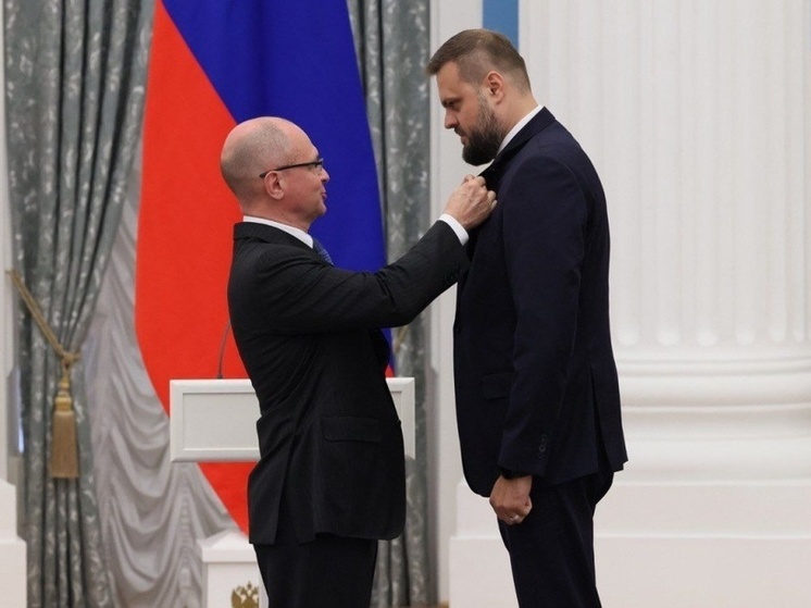Смоленский депутат Госдумы Артем Туров удостоен медали Ордена «За заслуги перед Отечеством» II  степени