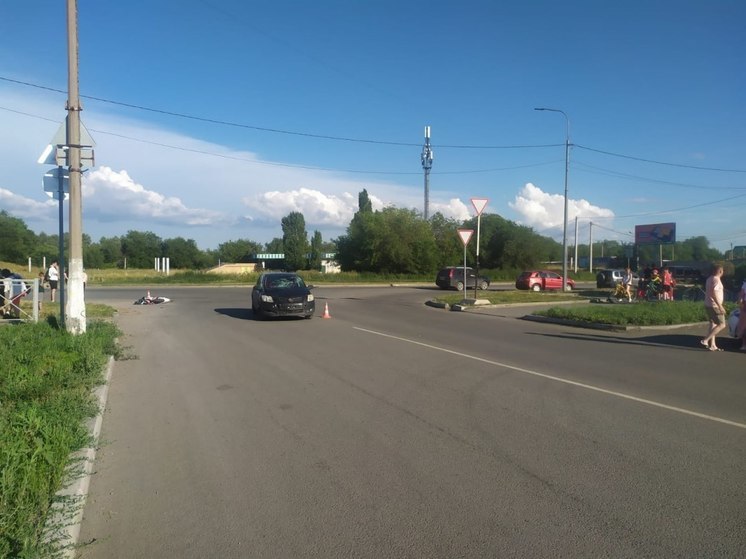 В Новотроицке погиб 23-летний водитель питбайка