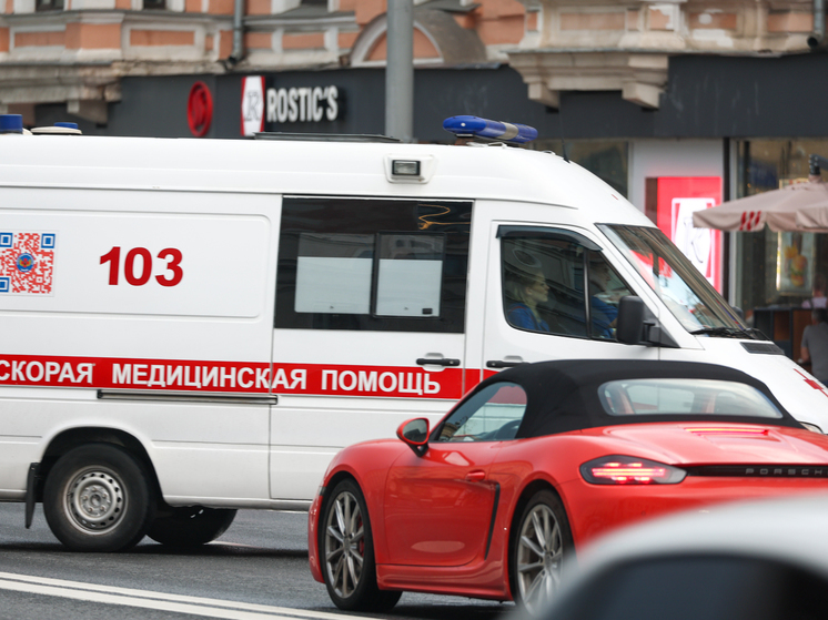 В Подмосковье восьмиклассница выпала из окна во время ссоры с матерью