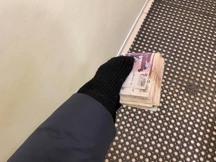 В Петербурге задержали члена банды мошенников