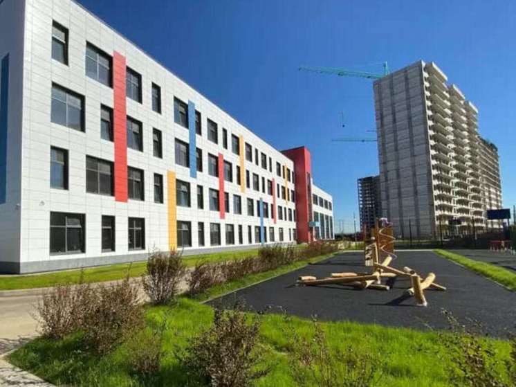 Новая школа в Домодедово на 825 учеников готова уже на 90%
