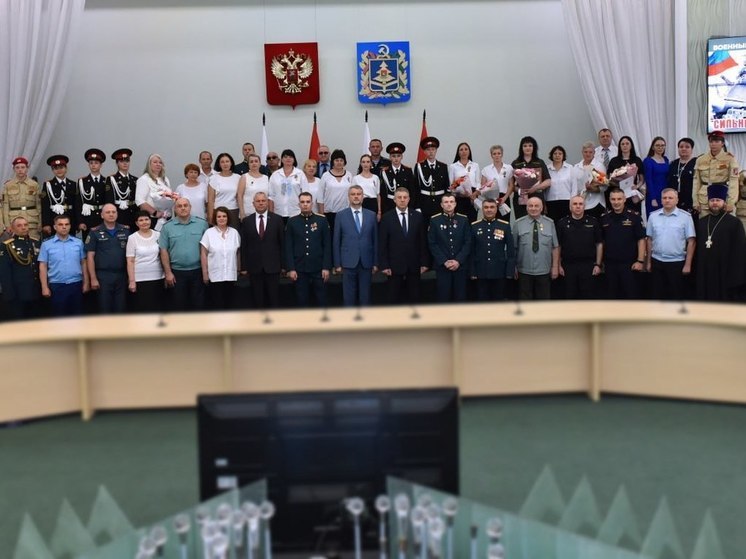 Брянский губернатор Богомаз поблагодарил комиссариат за работу
