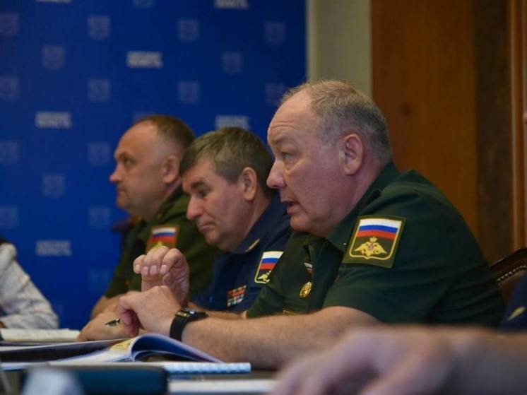 Александр Дрозденко встретился с председателем ДОСААФ и обсудил открытие учебных центров