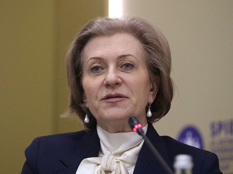 Попова: причиной вспышки ботулизма в России стало нарушение правил и технологий