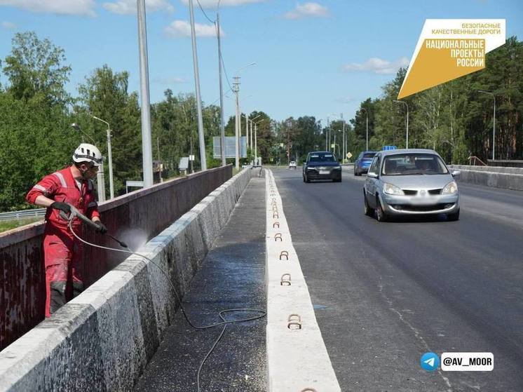 В Тюменской области строительству путепроводов и ремонту мостов уделяется особое внимание