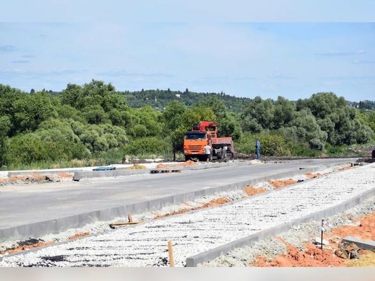 Мэр Пензы проинспектировал строительство новой дороги в Лугометрии