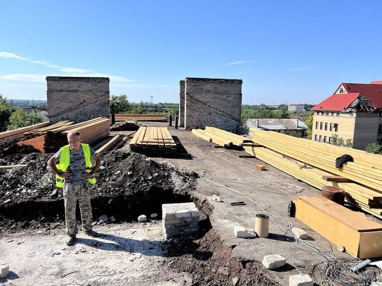 Сто тысяч рублей смогут получить строители за восстановление Ясиноватского округа