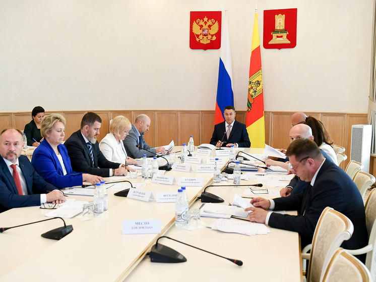 Мобильные комплексы и машины СМП поступят в больницы Тверской области в 2024 году