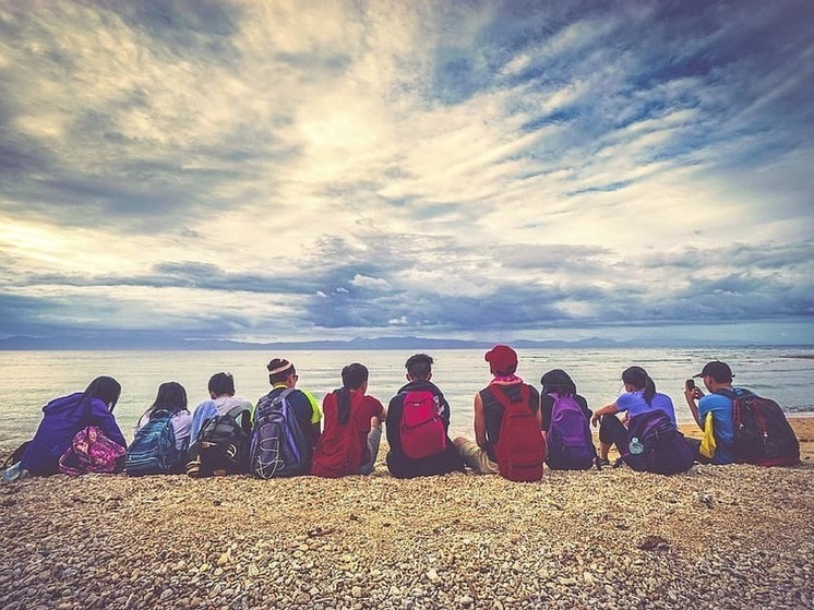 Почти сто детей из Донбасса и Новороссии отдохнули на Черном море при поддержке МЧС России