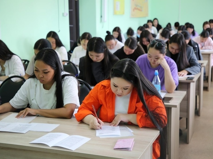 В Тувинском госуниверситете начались вступительные экзамены
