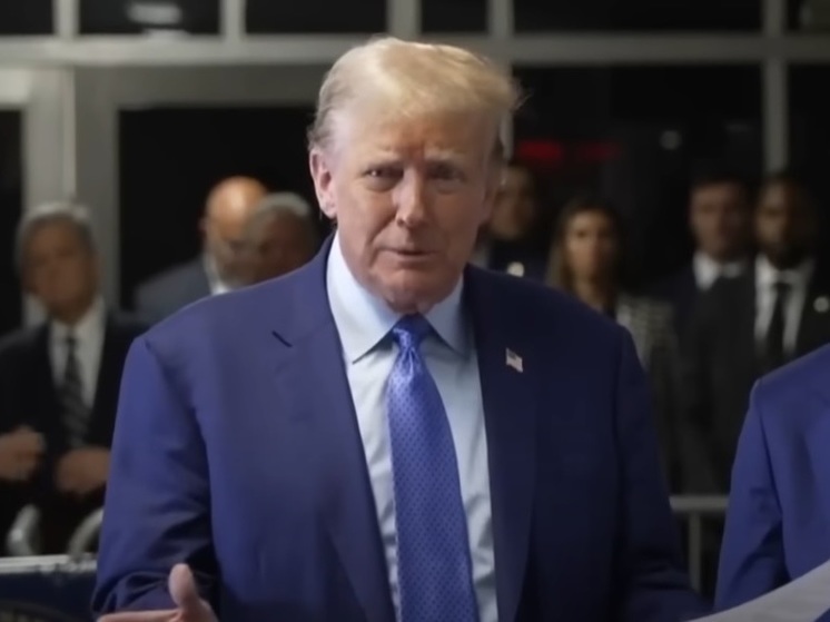 CBS News: с аккаунтов Трампа в соцсетях сняли ограничения