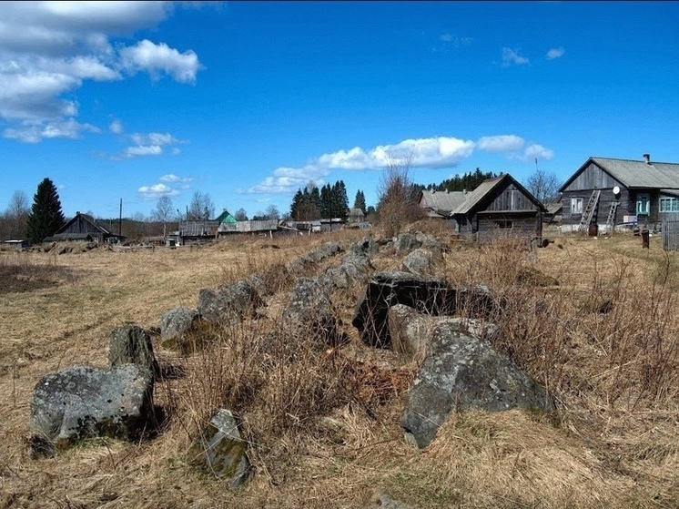 Мурашки по коже: таинственную деревню-призрак в Карелии показали в соцсети