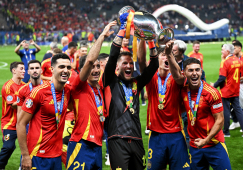 Испания обыграла Англию в финале чемпионата Европы по футболу: фото матча