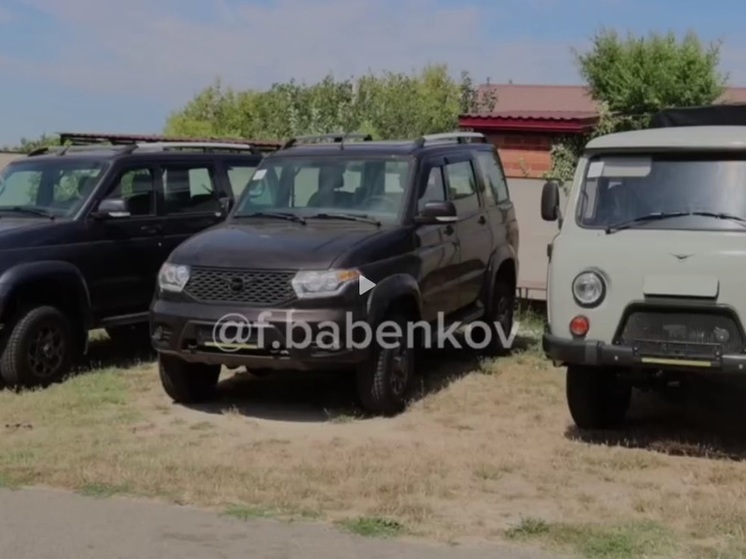 Из Темрюкского района в зону СВО передали три автомобиля