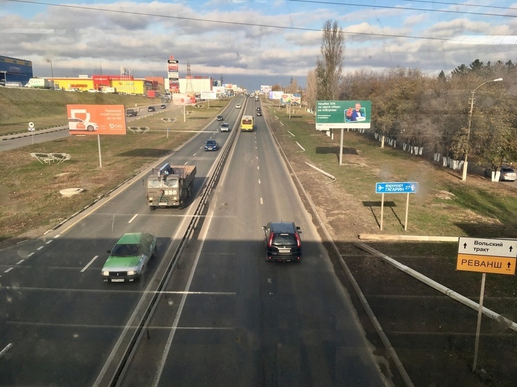 Водителей Саратова массово штрафуют за тонировку стекол