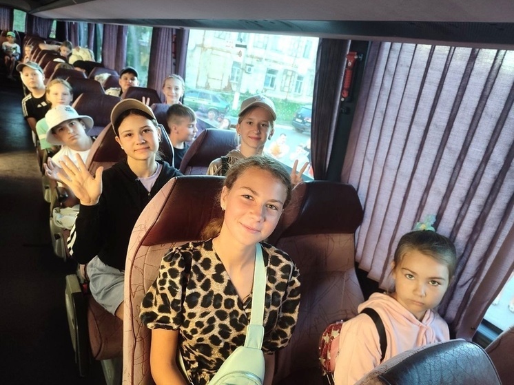 Дети из Шахтерска и Шахтерского района отправились на отдых в Геленджик