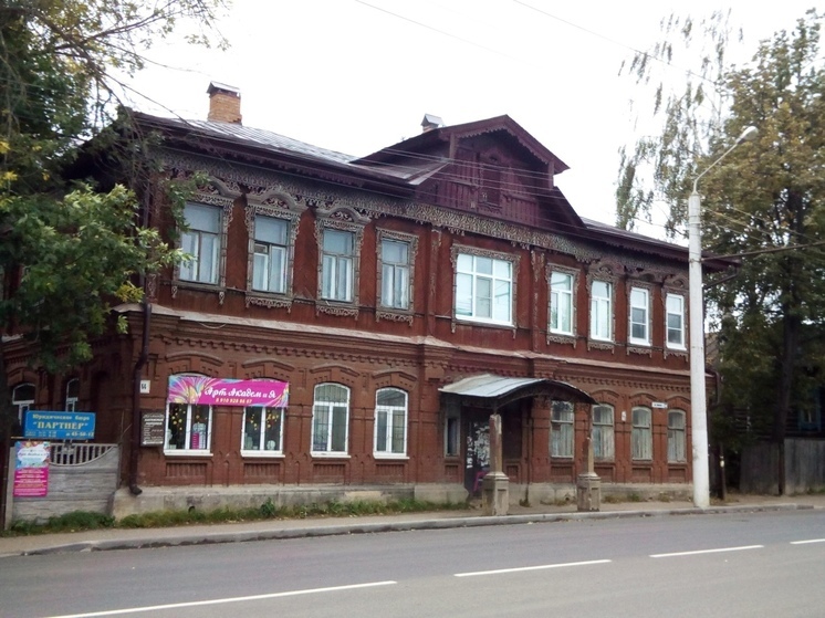 В Костроме реконструируют еще один старинный особняк