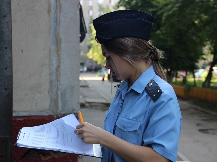 Перспектива лишиться недвижимости убедила жительницу Мценска погасить долги в 300 тысяч рублей