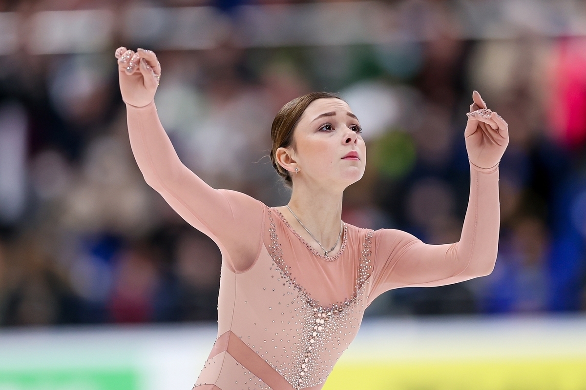 Экс-российская фигуристка Самоделкина выиграла чемпионат Казахстана